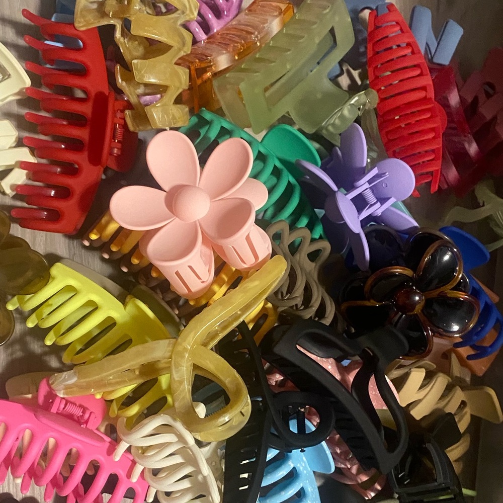 Random clip bundle